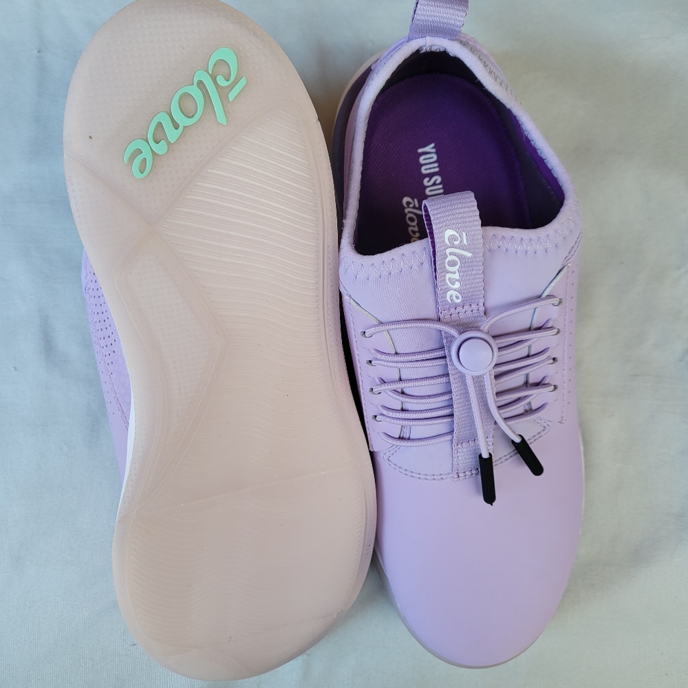 Clove nursing shoes